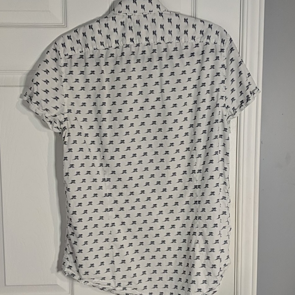 Kenneth Cole "Palm three and sun" print Shirt - Picture 3 of 4